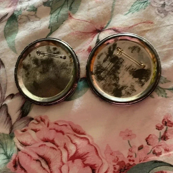 Rod Steward and Captain Kick Buttons - Picture 4 of 5